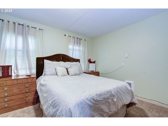 9611 Ne 152ND Ave, Vancouver, WA 98682