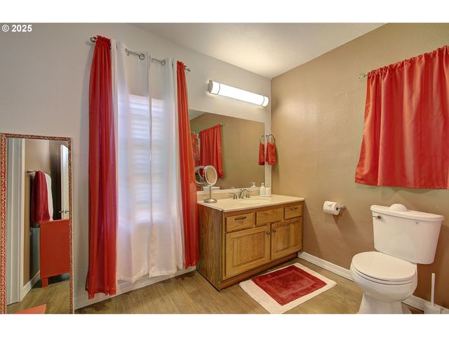 9611 Ne 152ND Ave, Vancouver, WA 98682