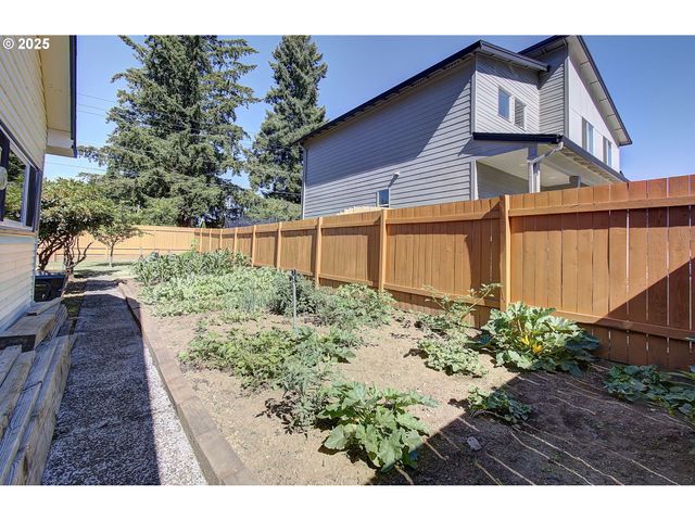 9611 Ne 152ND Ave, Vancouver, WA 98682