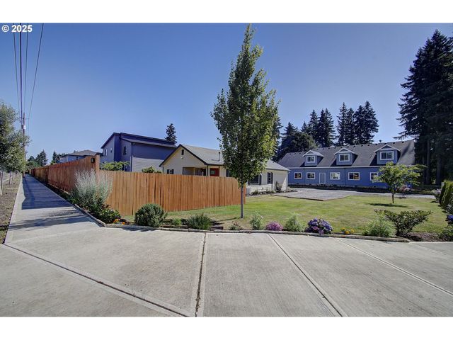 9611 Ne 152ND Ave, Vancouver, WA 98682
