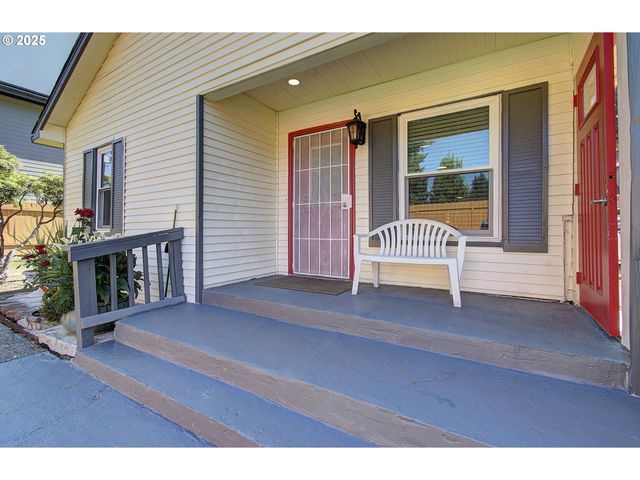 9611 Ne 152ND Ave, Vancouver, WA 98682