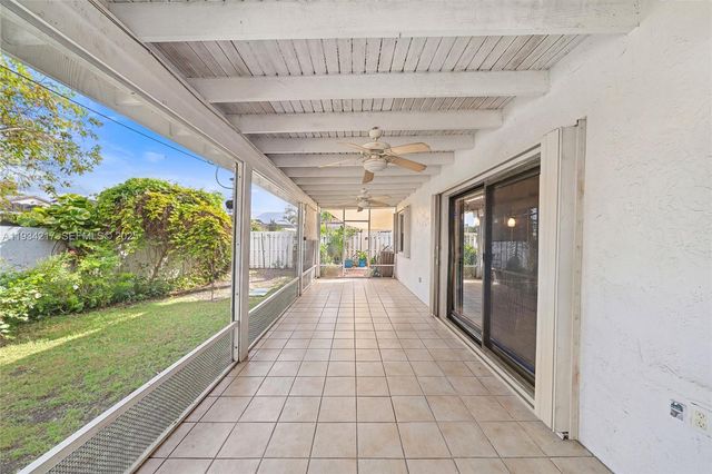 2811 SW 133rd Ave, Miami, FL 33175