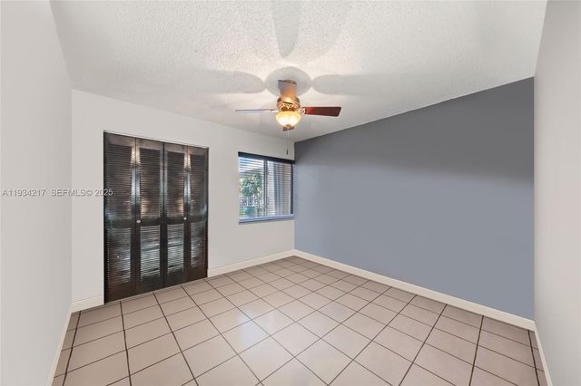 2811 SW 133rd Ave, Miami, FL 33175