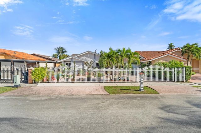 2811 SW 133rd Ave, Miami, FL 33175