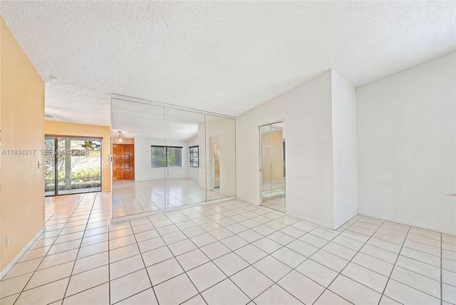 2811 SW 133rd Ave, Miami, FL 33175