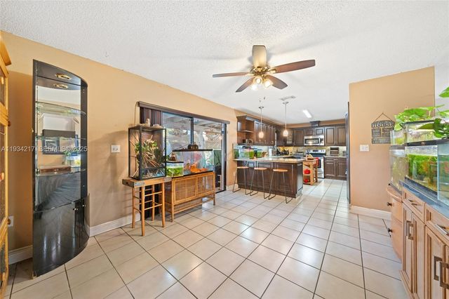 2811 SW 133rd Ave, Miami, FL 33175