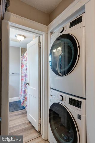 95 NUTT RD, Phoenixville, PA 19460