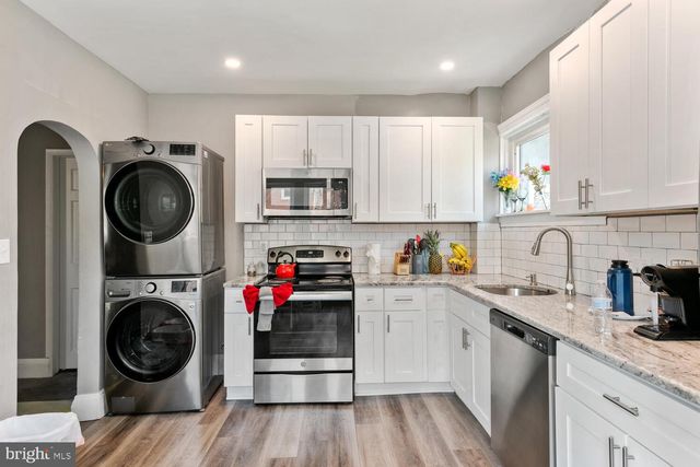 95 NUTT RD, Phoenixville, PA 19460