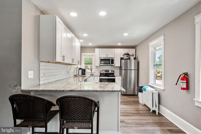 95 NUTT RD, Phoenixville, PA 19460