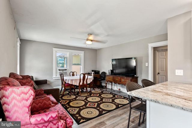 95 NUTT RD, Phoenixville, PA 19460