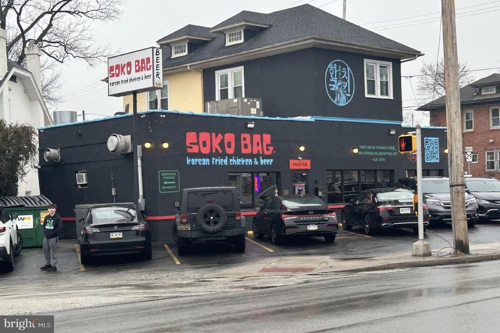 95 NUTT RD, Phoenixville, PA 19460