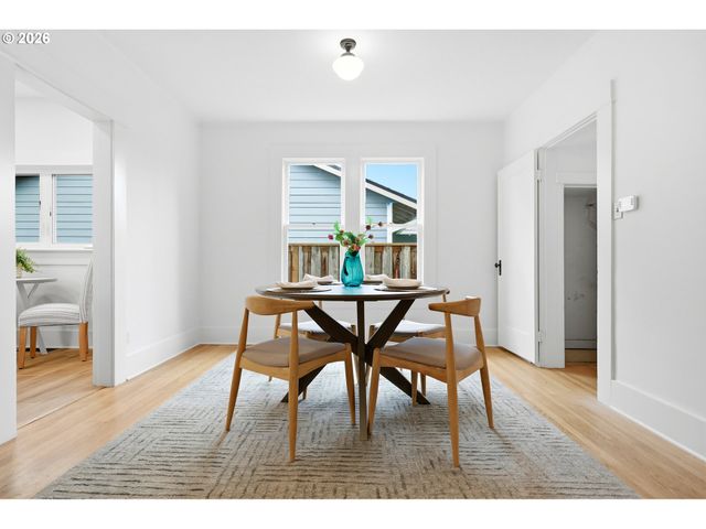 6104 Se FRANCIS St, Portland, OR 97206