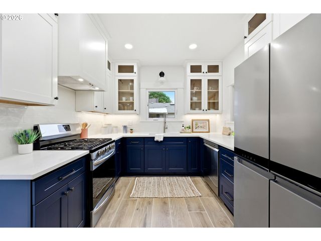 6104 Se FRANCIS St, Portland, OR 97206