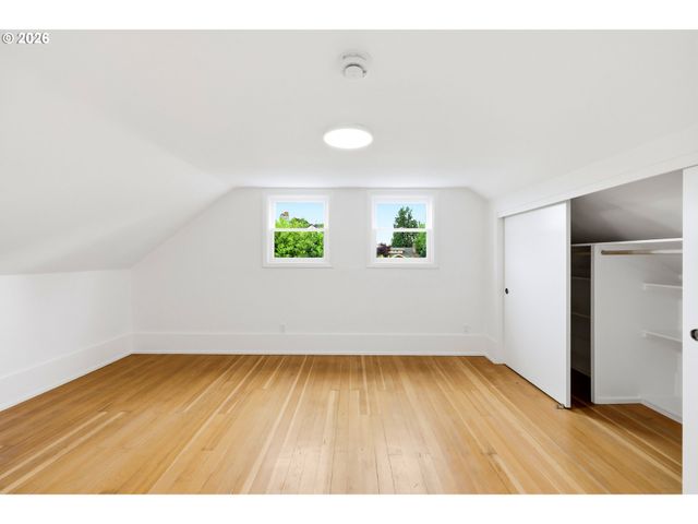 6104 Se FRANCIS St, Portland, OR 97206