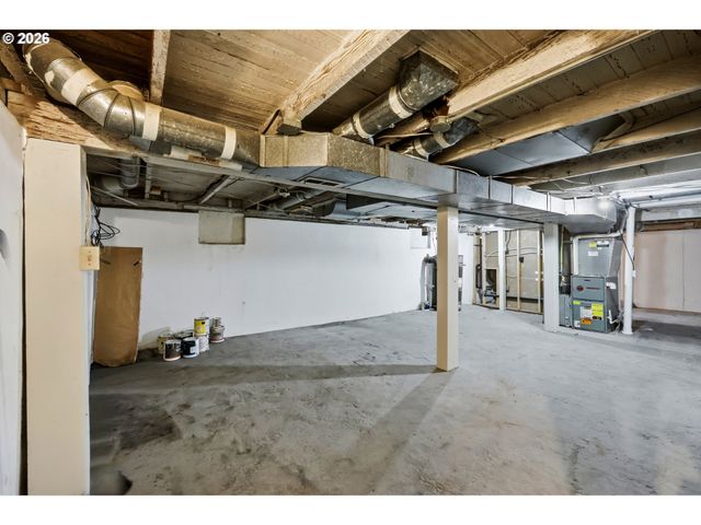 6104 Se FRANCIS St, Portland, OR 97206