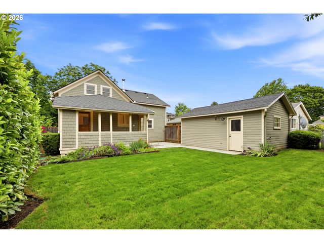 6104 Se FRANCIS St, Portland, OR 97206