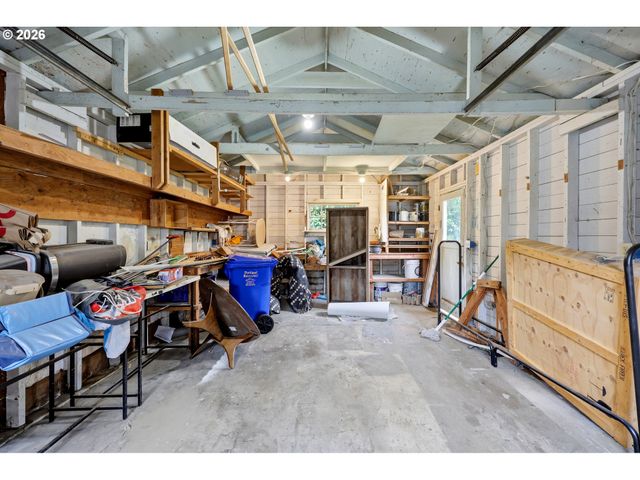 6104 Se FRANCIS St, Portland, OR 97206