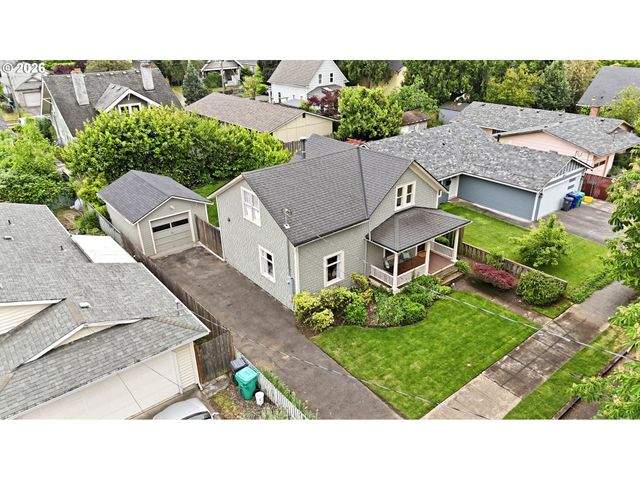 6104 Se FRANCIS St, Portland, OR 97206