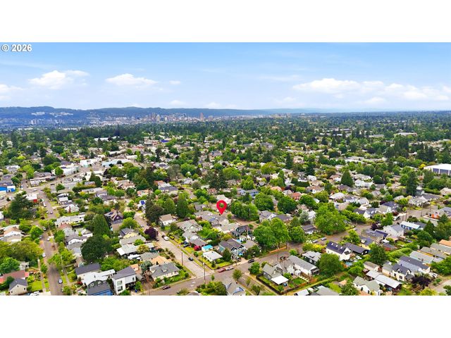 6104 Se FRANCIS St, Portland, OR 97206
