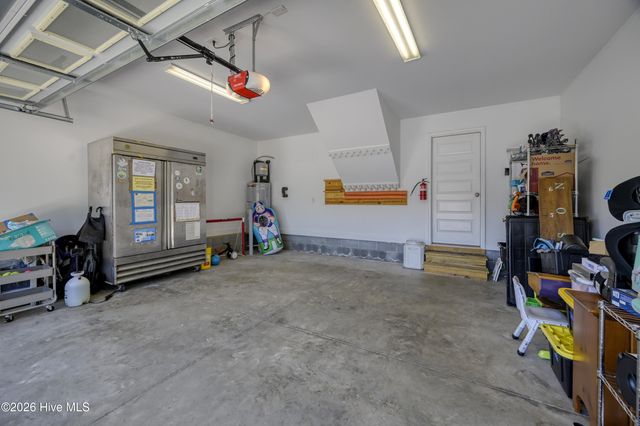 2520 Sloop Point Road, Hampstead, NC 28443