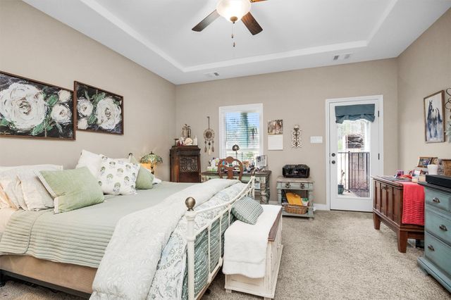 159 E Double Creek, Willis, TX 77378