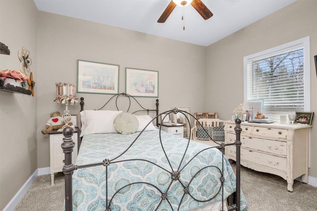 159 E Double Creek, Willis, TX 77378