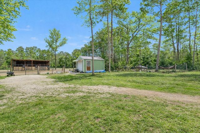 159 E Double Creek, Willis, TX 77378