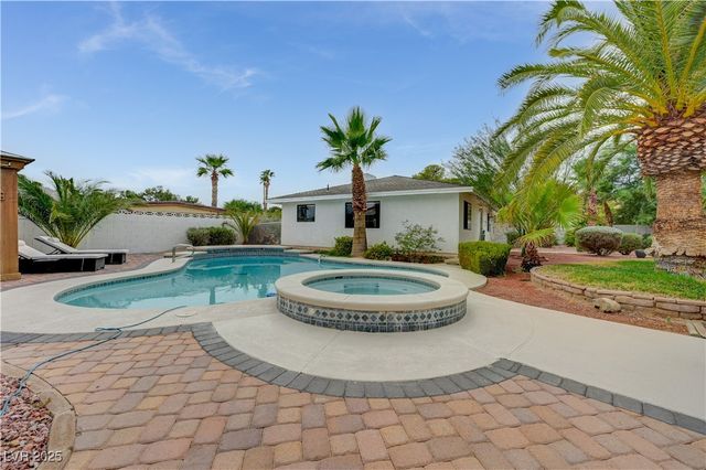 7165 Coley Avenue, Las Vegas, NV 89117