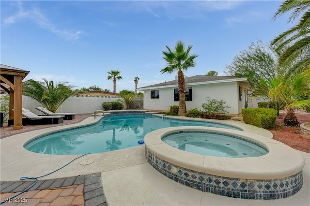 7165 Coley Avenue, Las Vegas, NV 89117