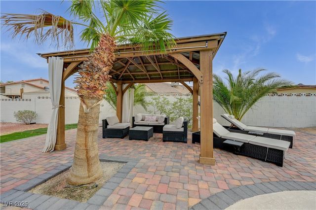 7165 Coley Avenue, Las Vegas, NV 89117