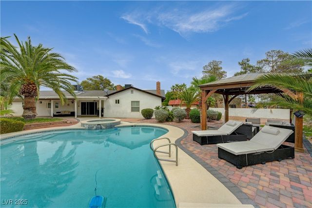 7165 Coley Avenue, Las Vegas, NV 89117