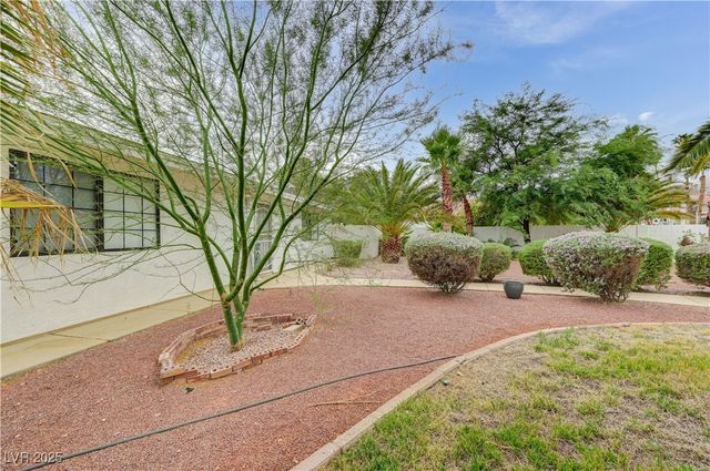 7165 Coley Avenue, Las Vegas, NV 89117