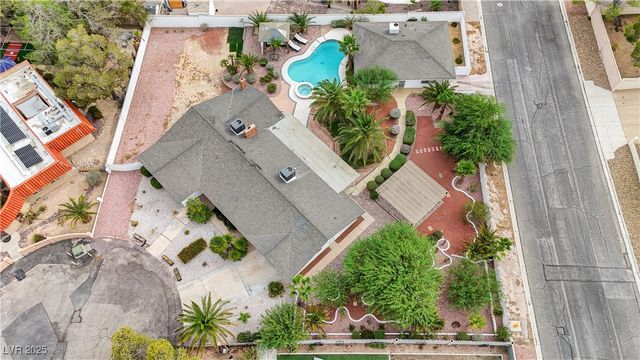 7165 Coley Avenue, Las Vegas, NV 89117