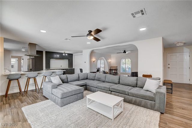 7165 Coley Avenue, Las Vegas, NV 89117