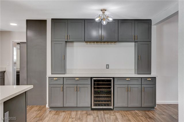 7165 Coley Avenue, Las Vegas, NV 89117