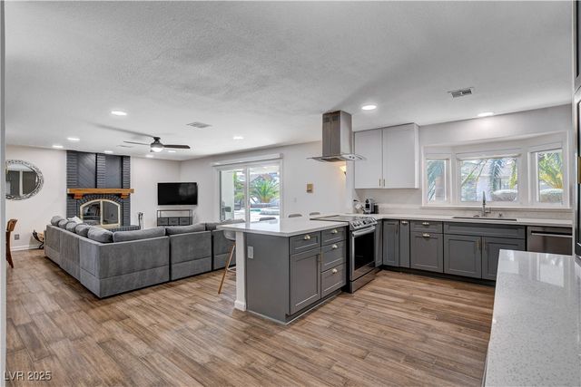 7165 Coley Avenue, Las Vegas, NV 89117