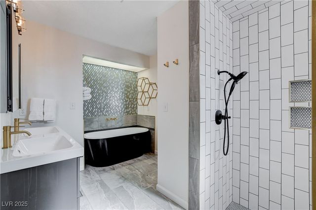 7165 Coley Avenue, Las Vegas, NV 89117