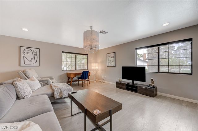 7165 Coley Avenue, Las Vegas, NV 89117