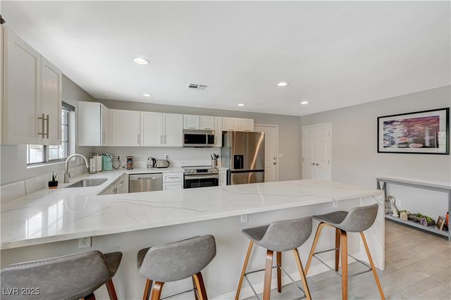 7165 Coley Avenue, Las Vegas, NV 89117