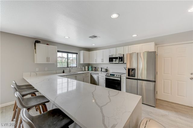 7165 Coley Avenue, Las Vegas, NV 89117