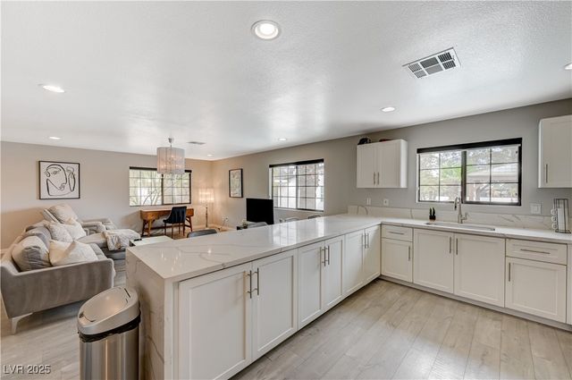 7165 Coley Avenue, Las Vegas, NV 89117