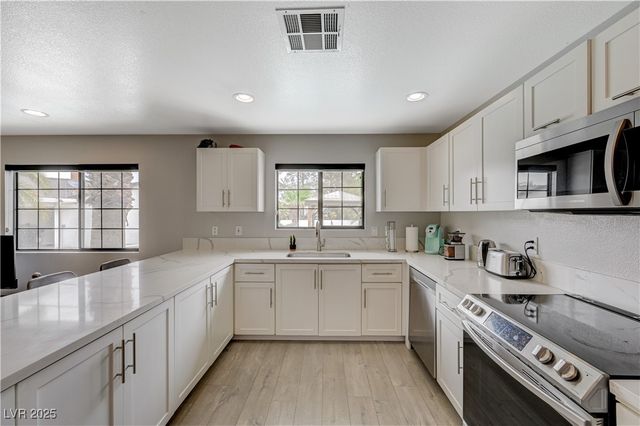 7165 Coley Avenue, Las Vegas, NV 89117