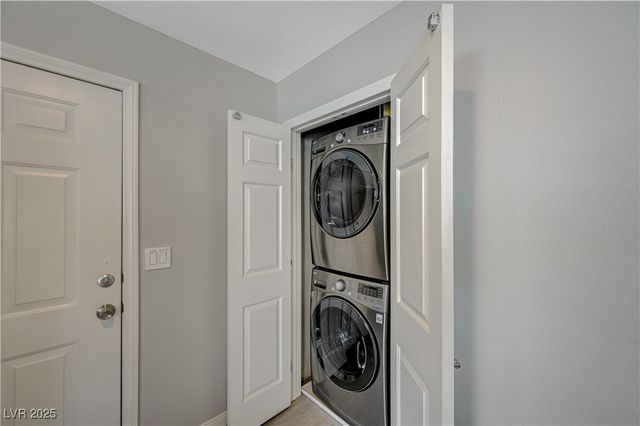 7165 Coley Avenue, Las Vegas, NV 89117