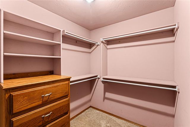 13921 Korbyn Drive, Yukon, OK 73099