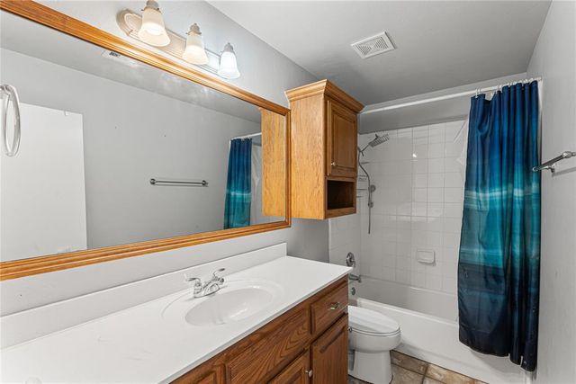 13921 Korbyn Drive, Yukon, OK 73099