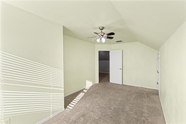 13921 Korbyn Drive, Yukon, OK 73099