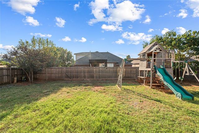 13921 Korbyn Drive, Yukon, OK 73099