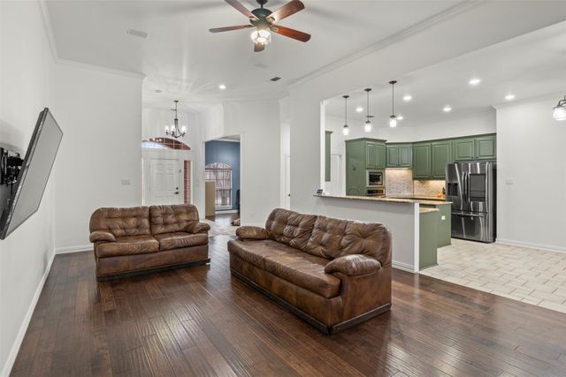 364 Preakness Place Road, Van Alstyne, TX 75495