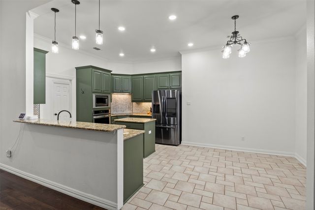 364 Preakness Place Road, Van Alstyne, TX 75495