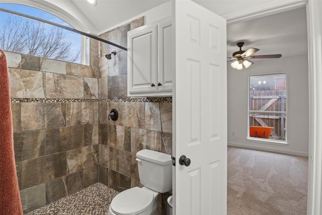 364 Preakness Place Road, Van Alstyne, TX 75495